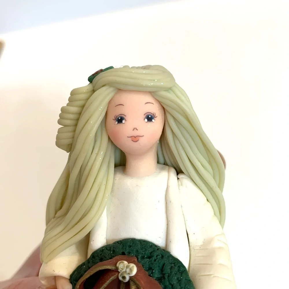 The Kneeded Angels Holiday Spirit 6202 By Carol Graziano Vintage 2001